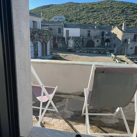 Semesterbostad Maison De Charme Au Bout Du Cap Corse